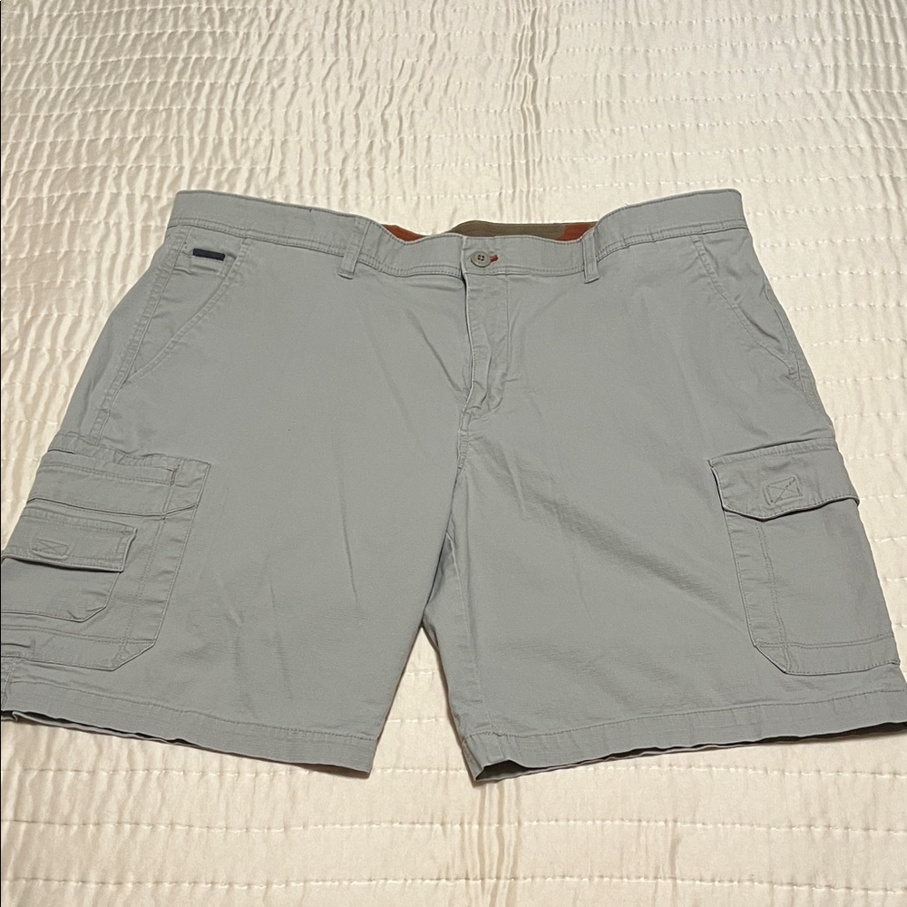 Weatherproof Light Gray Cargo Shorts